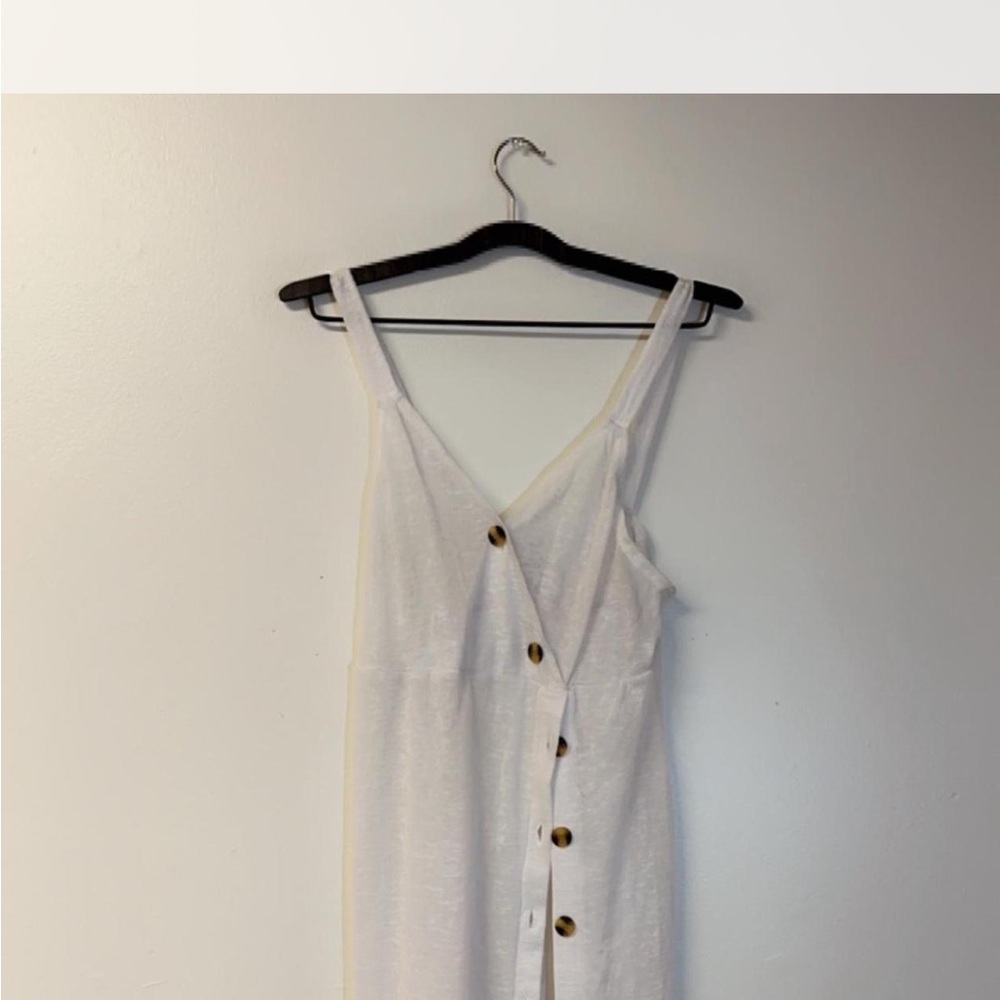 Time and Tru White Sleeveless Sundress